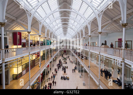 La Grande Galleria del Museo Nazionale di Scozia a Edimburgo, Scozia, Regno Unito Foto Stock