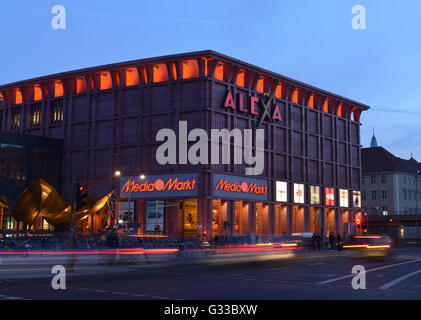 Alexa Kaufhaus, Grunerstrasse, Alexanderplatz Mitte di Berlino, Deutschland Foto Stock