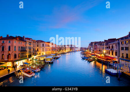 Canal Grande di Venezia al tramonto Foto Stock