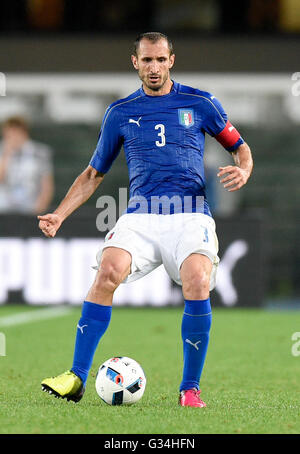 Lo Stadio Bentegodi di Verona, Italia. Il 6 giugno, 2016. Calcio internazionale amichevole. Italia contro la Finlandia. Giorgio Chiellini in azione © Azione Sport Plus/Alamy Live News Foto Stock