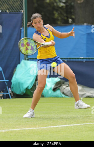 Nottingham Tennis Center, Nottingham, Regno Unito. Il giorno 08 Giugno, 2016. Aegon WTA Nottingham Open Day 5. Diretti da Anastasija Sevastova della Lettonia Credito: Azione Sport Plus/Alamy Live News Foto Stock