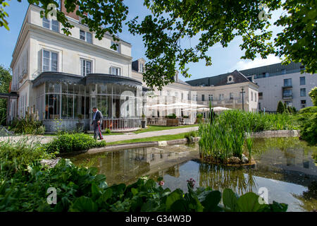 Tours, Francia. Il giorno 08 Giugno, 2016. Il Clarion Hotel Chateau Belmont a Tours in Francia, giugno 8, 2016. La Czech National Soccer team si soggiornare in questo hotel durante l'Euro 2016. © David Tanecek/CTK foto/Alamy Live News Foto Stock