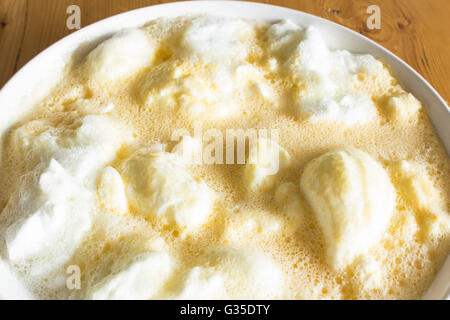 Gnocchi di sogni in una ciotola. Foto Stock