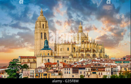 Catedral de Santa Maria de Segovia nella storica città di Segovia, Castilla y Leon, Spagna Foto Stock