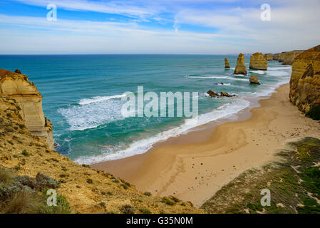 I dodici apostoli sulla Great Ocean Road in Australia Foto Stock