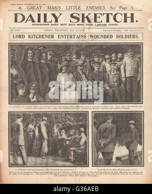 1916 Daily Sketch Lord Kitchener intrattiene i soldati feriti Foto Stock