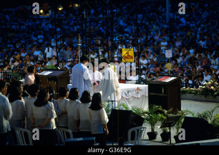 Manila Filippine Lunetta Park aperto massa di Pasqua Foto Stock