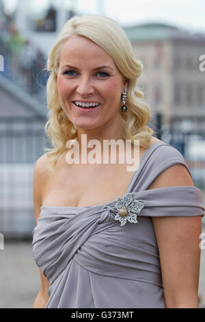 Crown Princess Mette-Marit di Norvegia assiste pre feste nuziali per la Principessa Victoria di Svezia e Daniel Westling Foto Stock