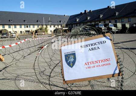 Eurocorps, multinazionale europea esercito, checkpoint per la voce della sede Foto Stock