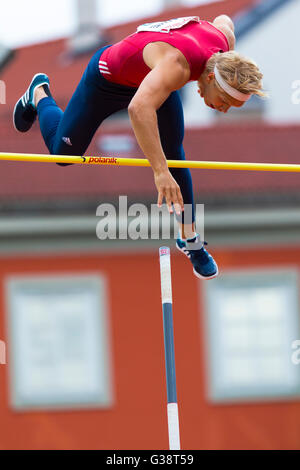 Oslo, Norvegia. 09 Giugno, 2016. Diamond League Bislett Games. Eirik Dolve di Norvegia compete in pole vault durante la IAAF Diamond League tenutasi presso la Exxon Mobil Bislett Games di Oslo, Norvegia. Credito: Azione Sport Plus/Alamy Live News Foto Stock