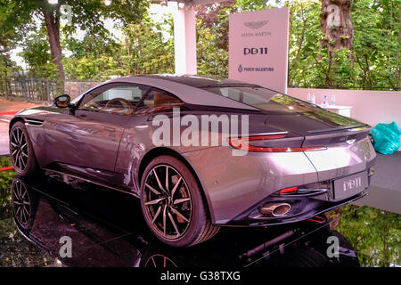 Torino, Italia. 09 Giugno, 2016. Torino car show,dal 8 al 12 giugno 2016. Aston Martin DB11 Credito: RENATO VALTERZA/Alamy Live News Foto Stock