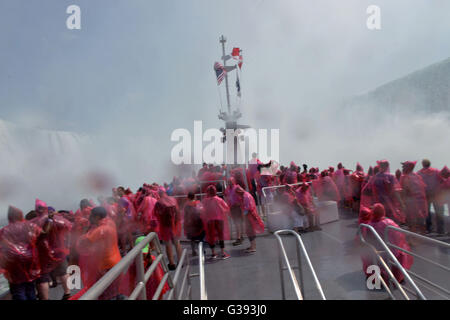 Imbarcazione da diporto Hornblower, Niagara Falls, Ontario, Canada Foto Stock