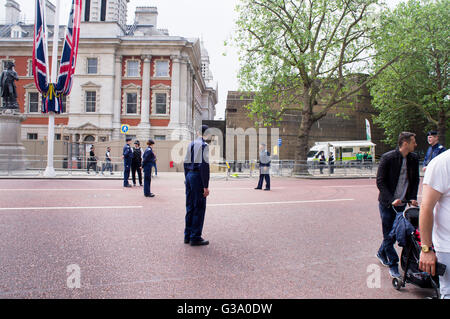 La Metropolitan Police, poliziotto, agente di polizia volontari cadetti (VPC) Foto Stock