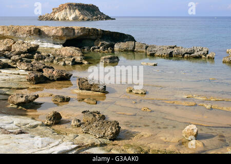 Capo Drepano & Geronisos isola, Agios Georgios, Cipro Foto Stock