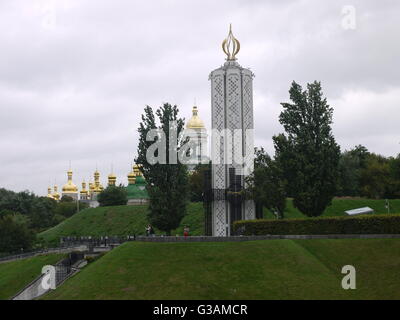 Memorial per Holodomor, carestia artificiale del 1933 in Ucraina, nel centro della città di Kiev Foto Stock