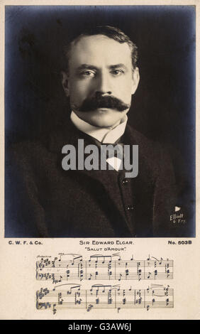 Compositore inglese Sir Edward Elgar (1857-1934) e la partitura musicale di Salut D'Amour. Data: 1905 Foto Stock