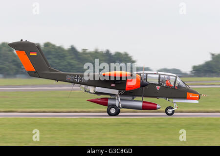 La North American Aviation - Rockwell OV-10B Bronco G-ONAA aeromobile in tedesco marcature militare Foto Stock