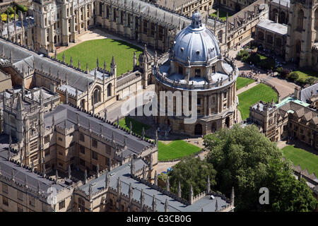 Vista aerea della Radcliffe Camera & biblioteca Bodleian, Oxford University, Regno Unito Foto Stock