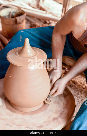 Il villaggio di ceramiche di Ban Tchan , accanto a Luang Prabang, Laos Foto Stock