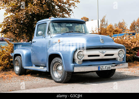 Verl, Renania settentrionale-Vestfalia, Ford F-100 Pick Up, anno di fabbricazione 1966 Foto Stock