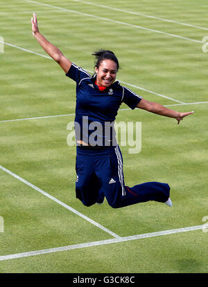 Gran Bretagna Heather Watson pone durante l annuncio del gruppo presso la Queen's Club di Londra. Foto Stock