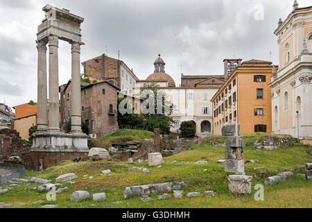 Italien, Rom, Tempel des Apollo Sosianus (Apollotempel), Foto Stock