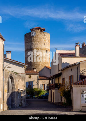 La Sauvetat, mastio del fort, Puy de Dome, Auvergne, Francia Foto Stock