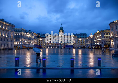 Notte di Trieste Il Friuli Venezia Giulia in europa Foto Stock