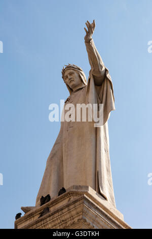 Statua di Dante, piazza Dante, Napoli, campania, Italy Foto Stock