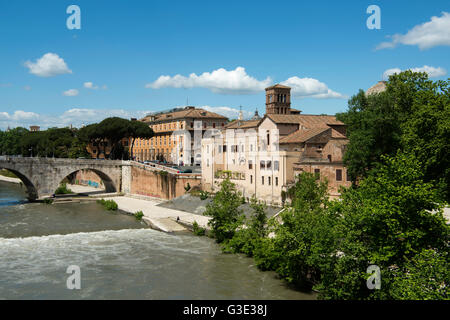 Italien, Rom, Ponte Cestio, (Ponte San Bartolomeo, Pons Cestia) Foto Stock