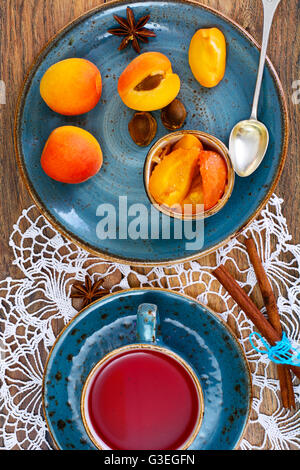 Hibiscus Tea c marmellata di albicocche Foto Stock