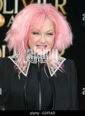 3 aprile 2016 - Cyndi Lauper frequentando il Olivier Awards 2016 at Royal Opera House Covent Garden di Londra, Regno Unito. Foto Stock