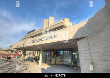 Teatro Nazionale di Londra. Brutalist. Architettura modernista Foto Stock