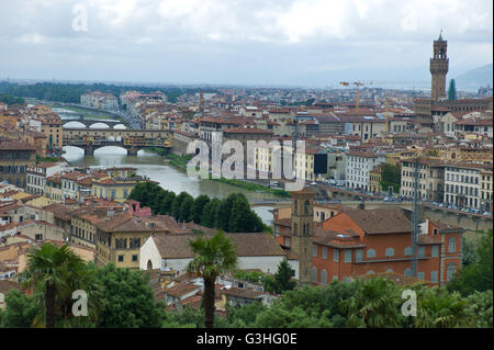 Vista su Firenze e Ponte Vecchio, Firenze, Ital Foto Stock