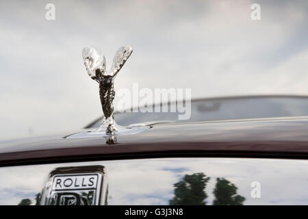 Praga, Repubblica Ceca - 20 Maggio: Rolls-Royce Necrospettro coupe Auto con spirito di Ecstasy emblema - la più potente Rolls-Royce in h Foto Stock