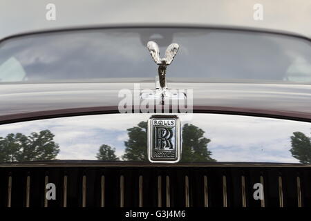 Praga, Repubblica Ceca - 20 Maggio: Rolls-Royce Necrospettro coupe Auto con spirito di Ecstasy emblema - la più potente Rolls-Royce in h Foto Stock