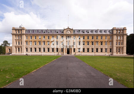 La facciata esterna dell'ex esercito Staff College Royal Military Academy Sandhurst, Camberley, Hampshire, Inghilterra Foto Stock