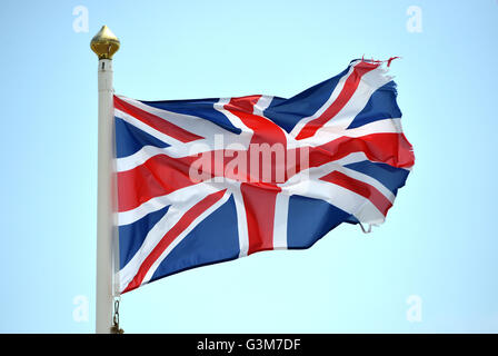 Vestito di stracci bandiera europea Foto Stock