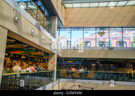Barre in San Anton mercato. Madrid, Spagna. Foto Stock