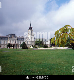 Das Schloss Feštetićs a Keszthely, Ungarn 1984. Feštetićs'Palace a Keszthely, Ungheria 1984. Foto Stock