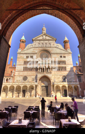 L'Italia, Lombardia, Cremona, Piazza del Comune,il Duomo Foto Stock