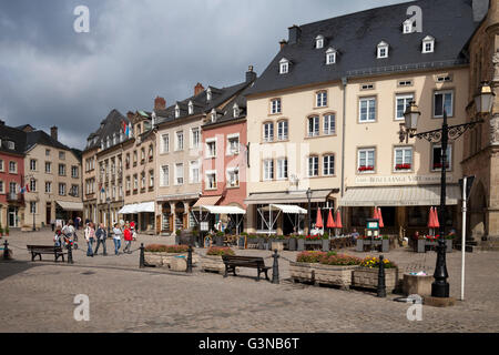 Marktplatz square, Echternach, Lussemburgo, Europa PublicGround Foto Stock