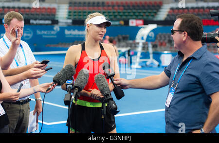 Maria Sharapova colloqui alla media al 2016 Internazionale di Brisbane Foto Stock