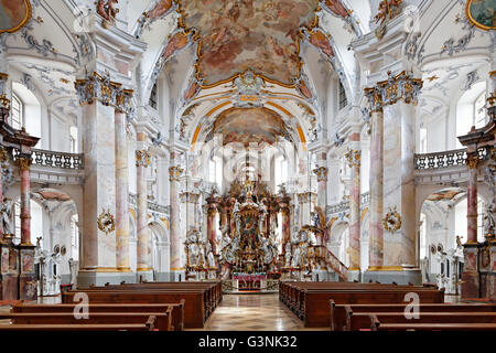 Navata con coro, barocca chiesa di pellegrinaggio, Basilica del Santo quattordici aiutanti, Bad Staffelstein, Alta Franconia Foto Stock