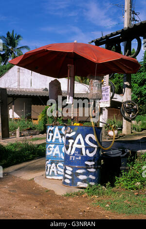 Stazione di gas, Ko Samui, Tailandia, Asia Foto Stock