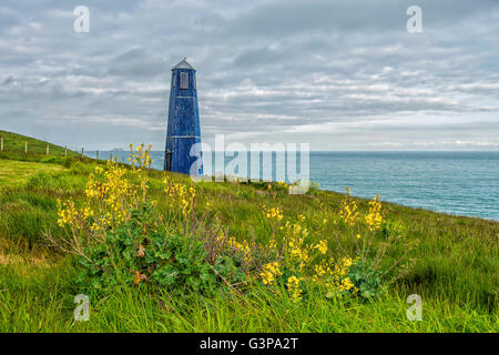 Samphire Hoe Tower by Jony Easterby e Pippa Taylor marcatore Sustrans punto Dover Kent Foto Stock