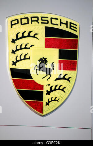 Logo der Marke "Porsche", Berlino. Foto Stock