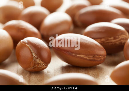 Tradizionale marocchino dadi argan Foto Stock