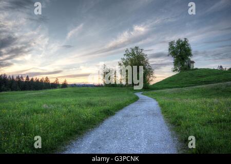 Immagine hdr di un paesaggio di sera Foto Stock