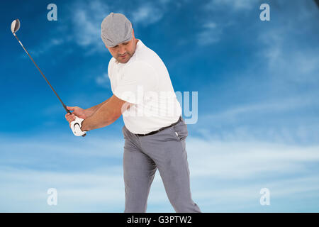 Immagine composita del giocatore di golf in un colpo Foto Stock